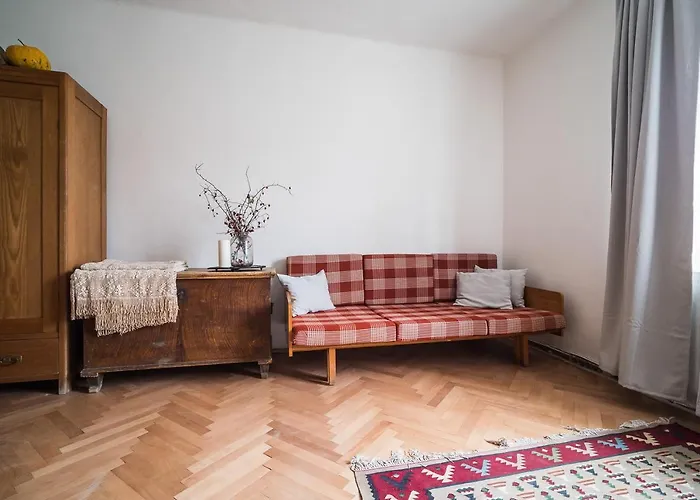 Na Dobro-druznem Statku *